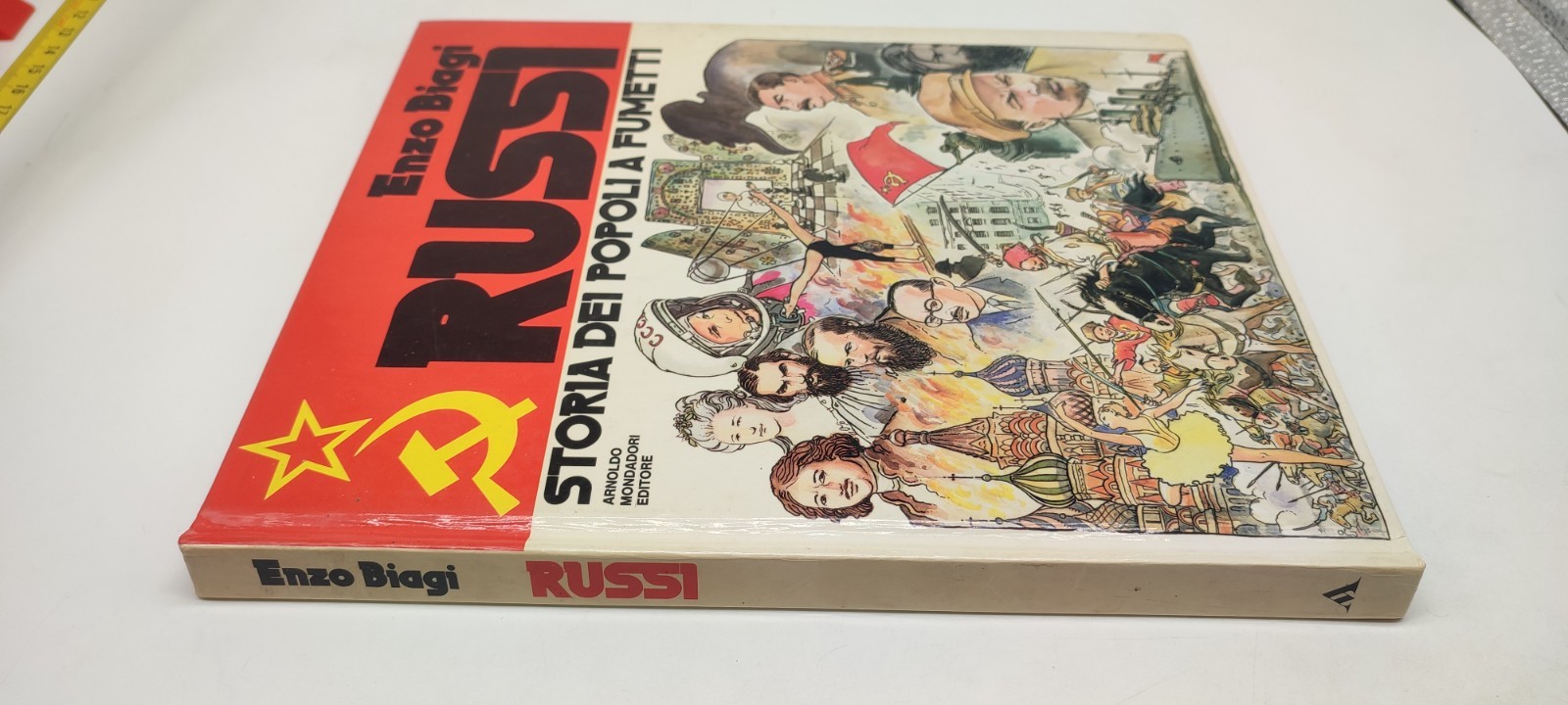 Enzo Biagi Russi Storia Dei Popoli A Fumetti Mondadori Prima Edizione 1984 [k51
