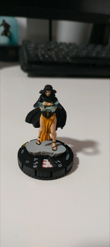 Madame xanadu 051a