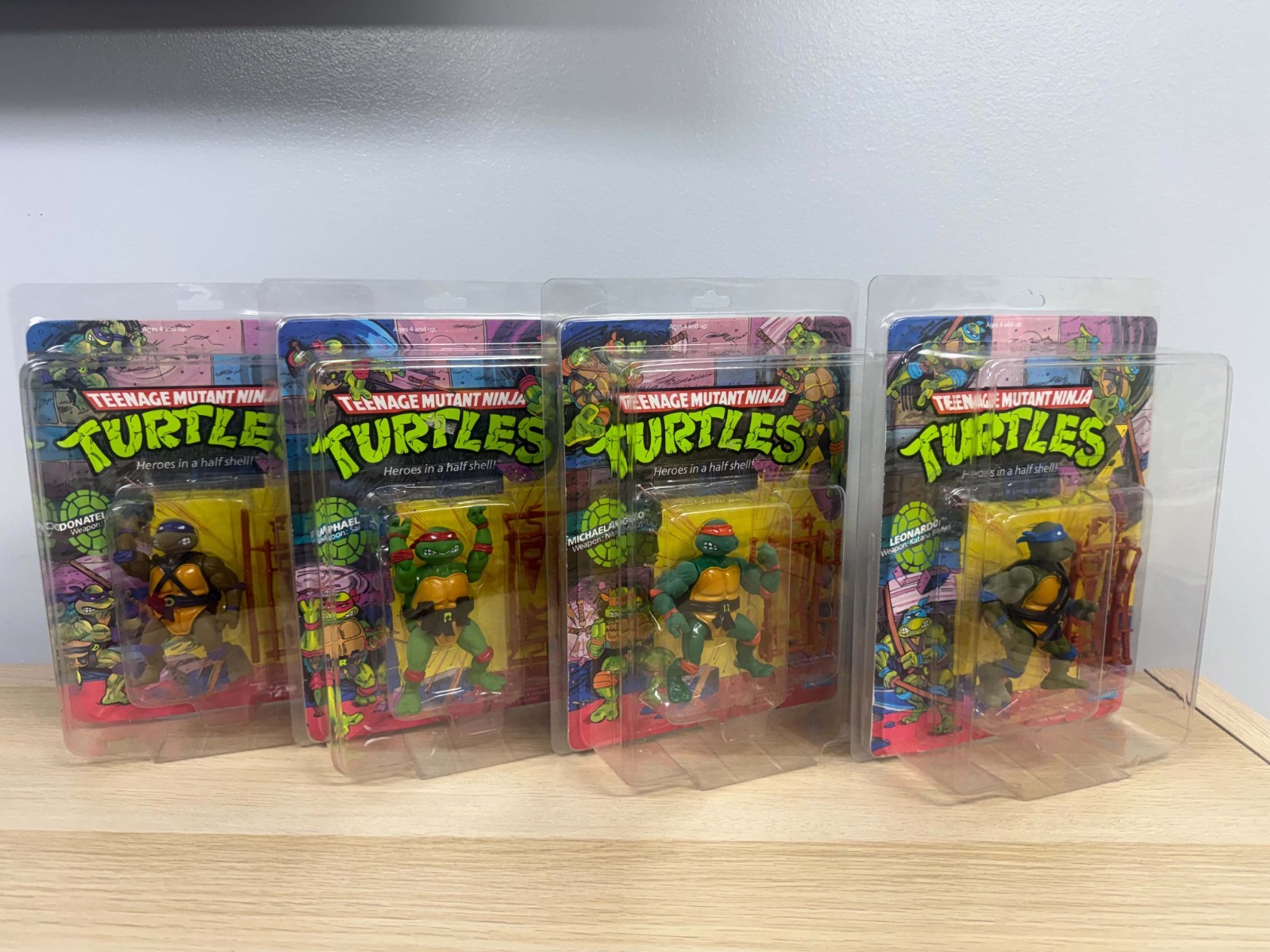 Playmates TMNT LEONARDO, MICHELANGELO, DONATELLO & RAFFAELLO Set non perforato (1988)