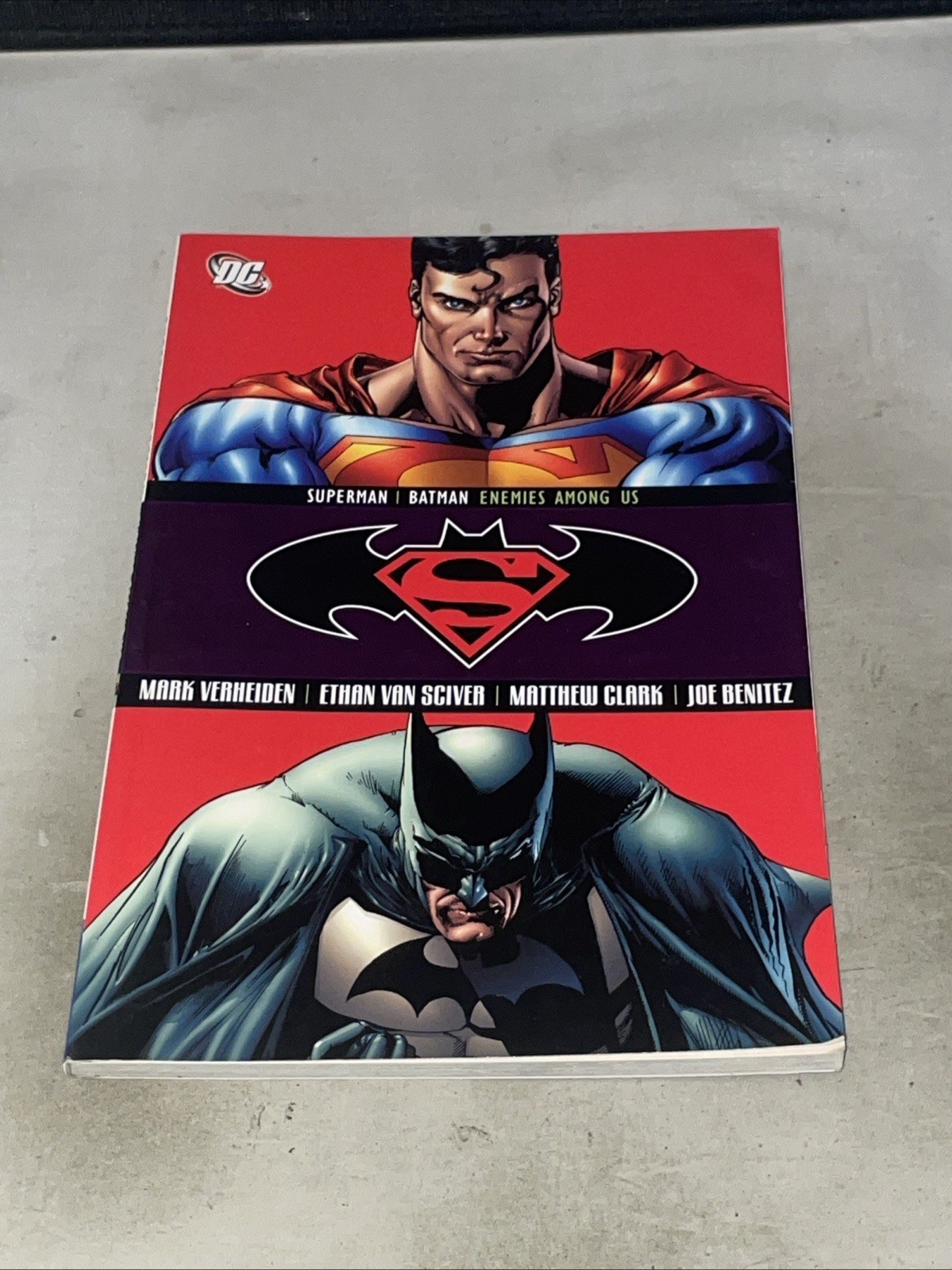 Superman / Batman: Enemies Among Us TPB (DC Comics 2007 maggio 2009) prima stampa