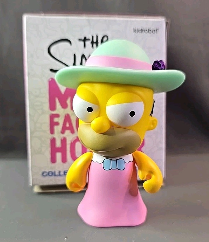 Kidrobot Simpsons Many Faces of Homer ABITO ROSA HOMER Figura in vinile NUOVO