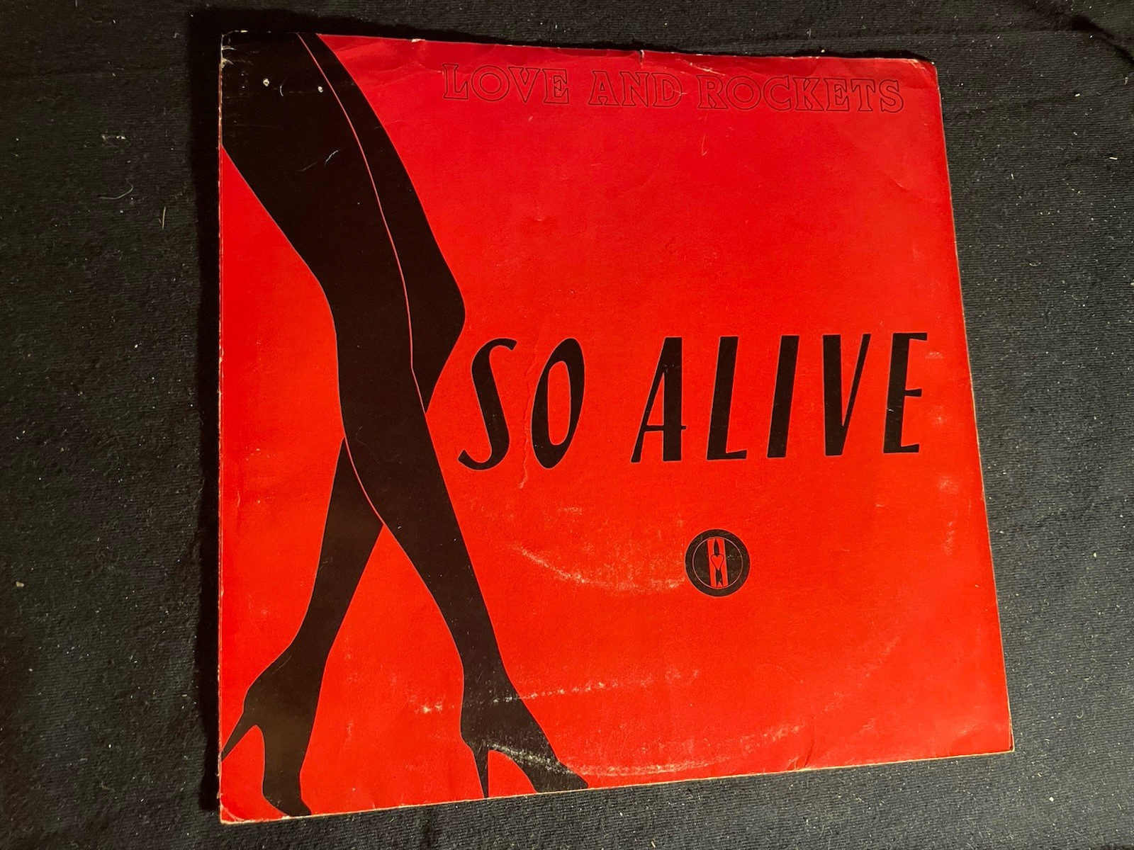 VINTAGE 7” SINGLE PICTURE SLEEVE LOVE AND ROCKETS SO ALIVE SLEEVE ONLY