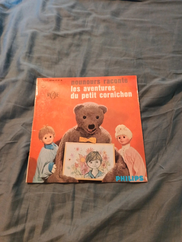 Nounours raconte les aventures du petit cornichon