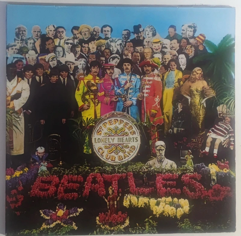 The Beatles - Sgt. Pepper's Lonely Hearts Club Band