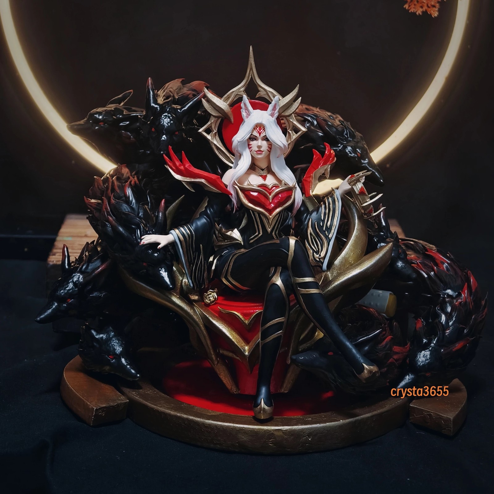 League of Legends Ahri Nine-Tailed Fox Painted Statue Model Collectible 15cm
