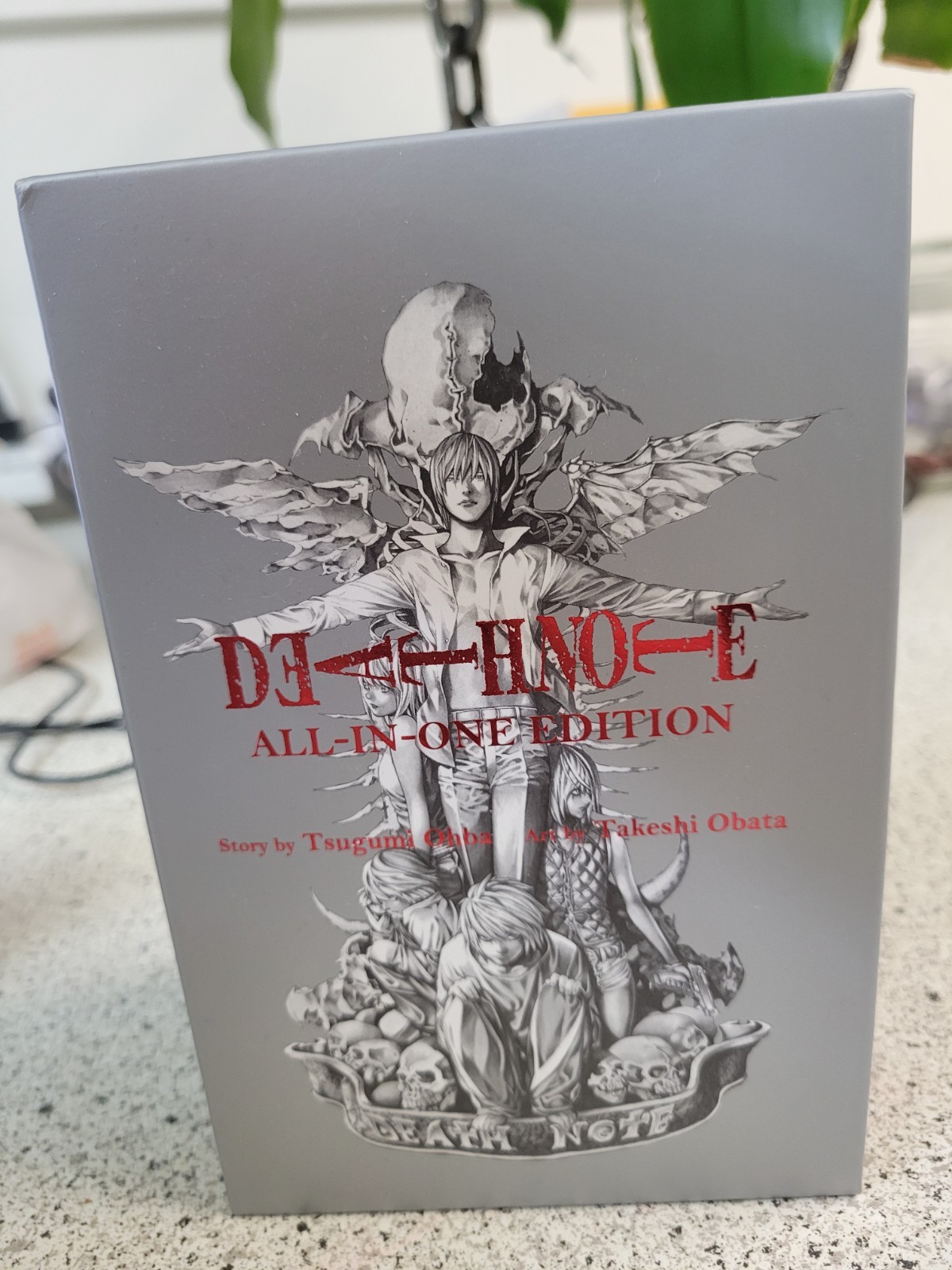 Death Note All-in-One Edition Manga di Tsugumi Ohba & Takeshi Obata, Viz Media