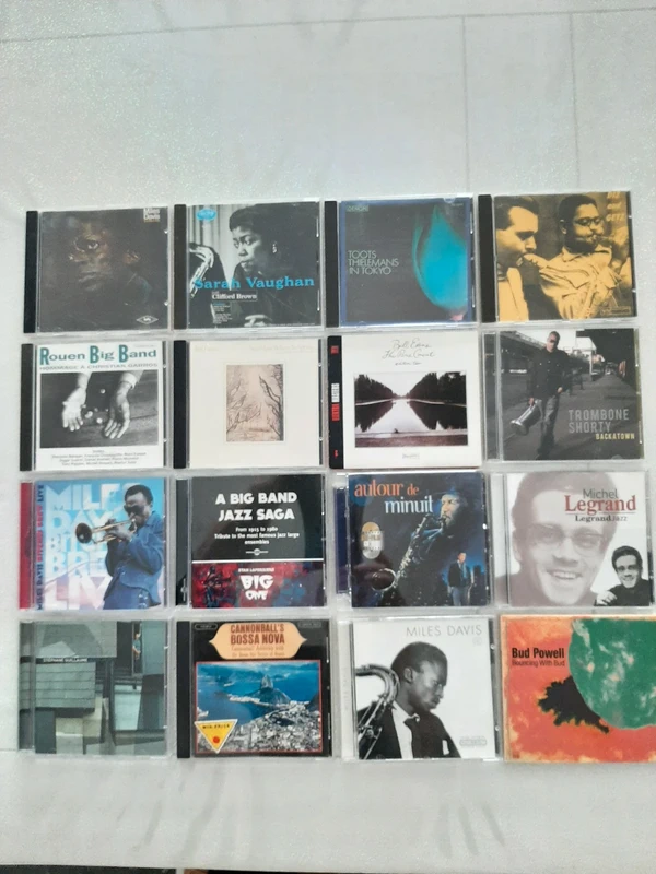 Lot de 16 CD Jazz : 34 euros le lot