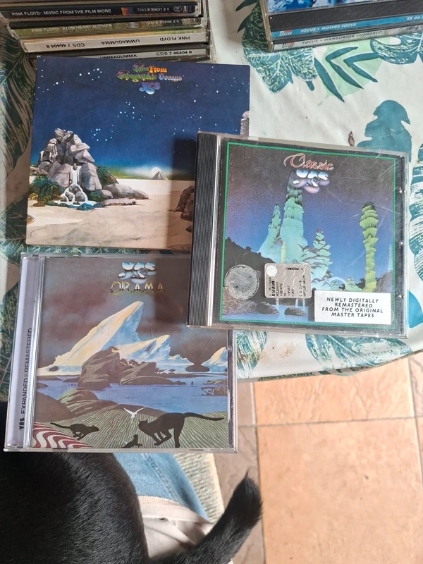 Drama , Tales from topographic Oceans e Classic Yes CD