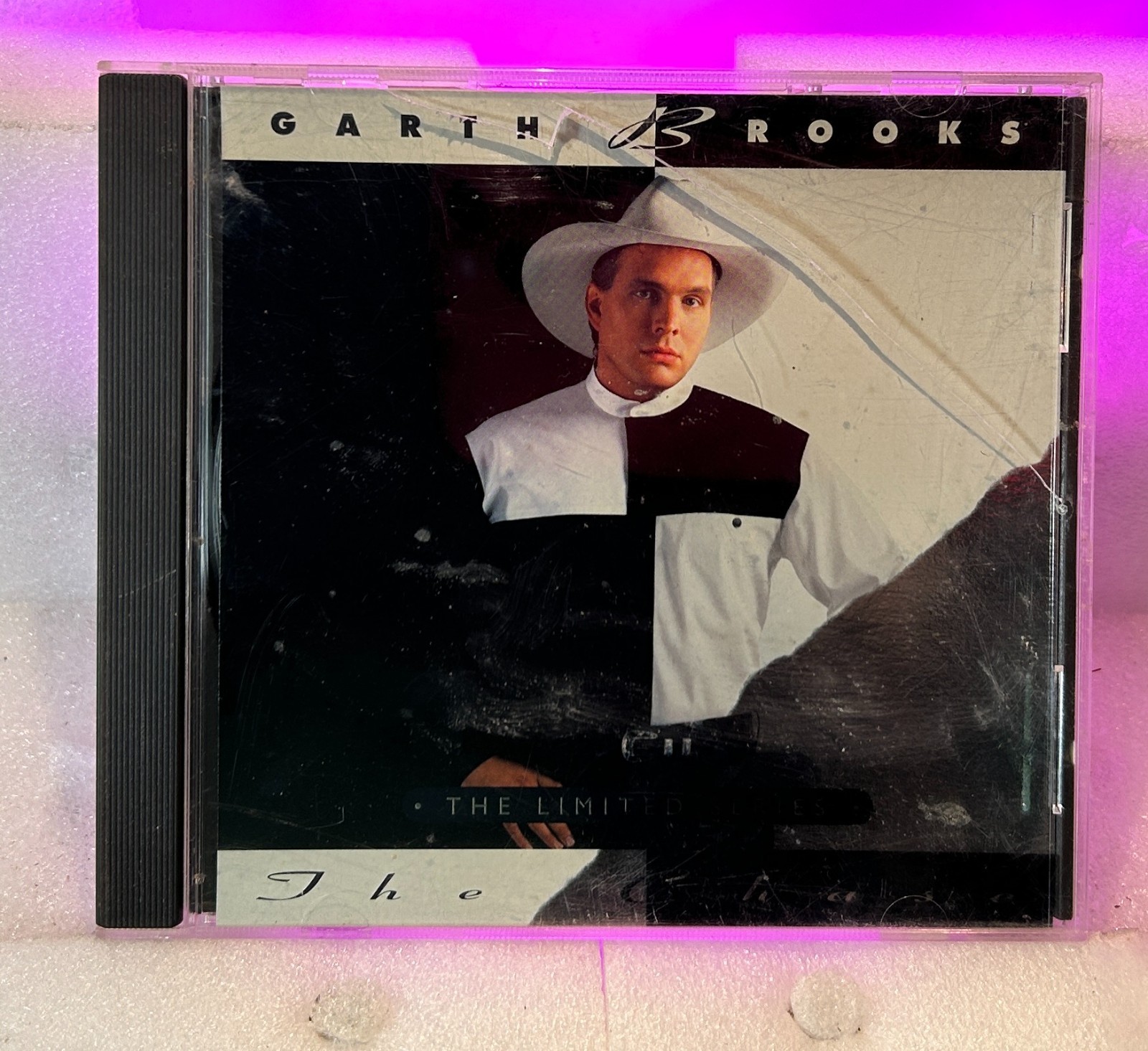 The Chase Limited Series by Garth Brooks (CD, 1992, Capitol) W/ Case, Tested