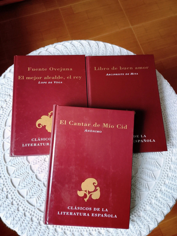3 libros con 4 clásicos de la literatura española