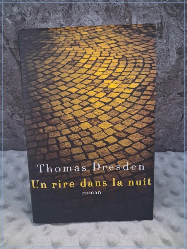 📖 Un rire dans la nuit – Thomas Dresden – Roman policier – Bon état