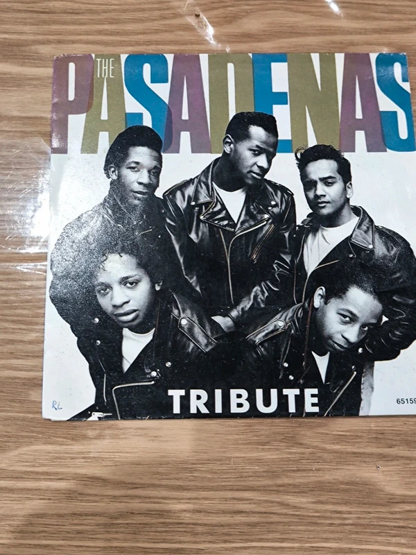 45 tours the pasadenas