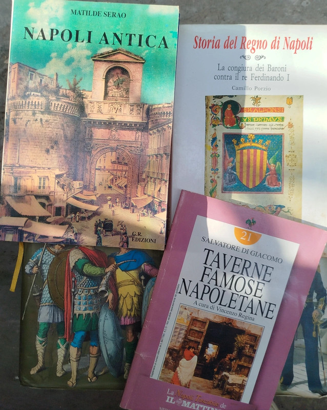 Storie e curiosità di Napoli