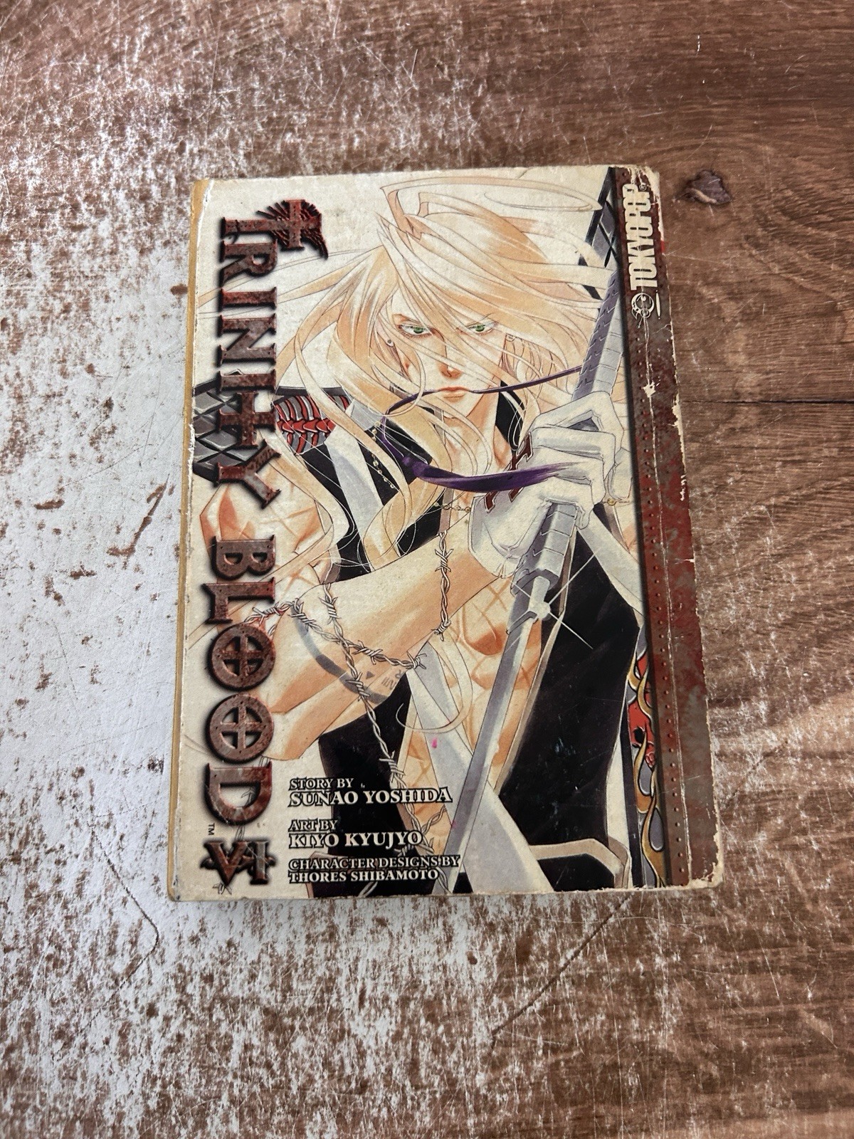 Tokyopop Trinity Blood Manga Trade tascabile inglese di Sunao Yoshida