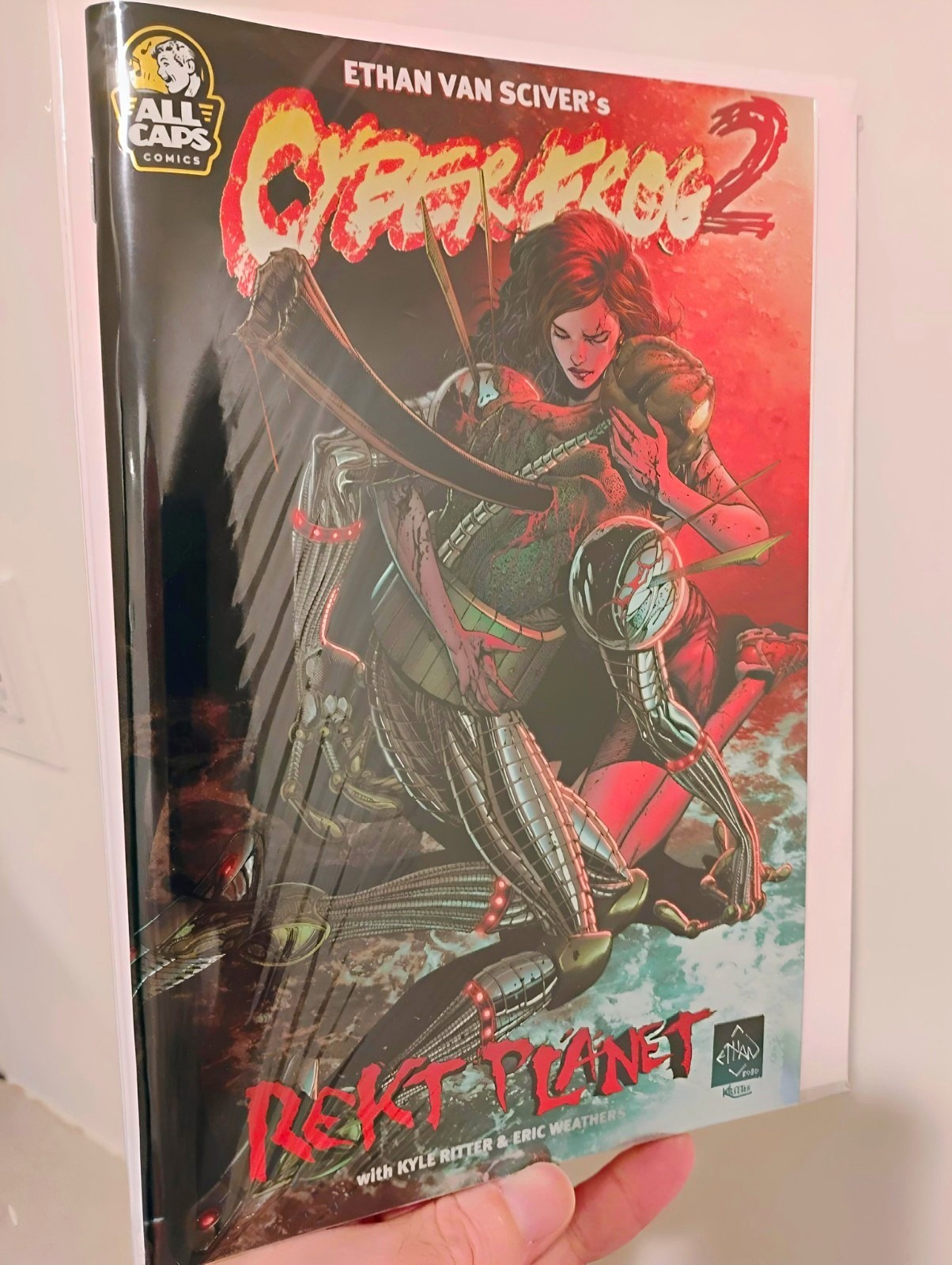 Copertina CyberFrog 2 Rekt Planet variante cromata "Ides of March", firmata EVS