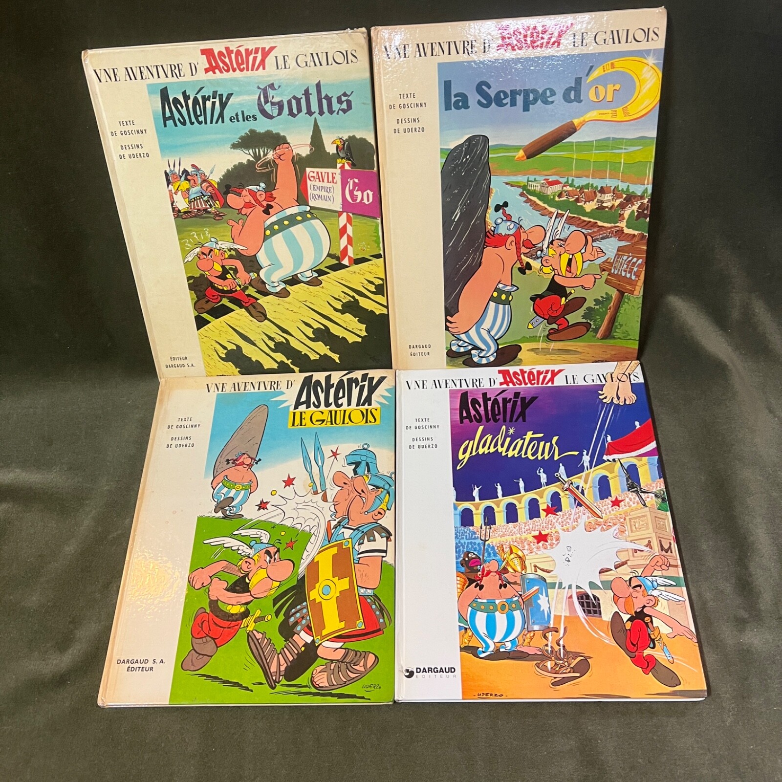 4 libri ASTERIX di R. Goscinny & A. Uderzo - copertina rigida - francese