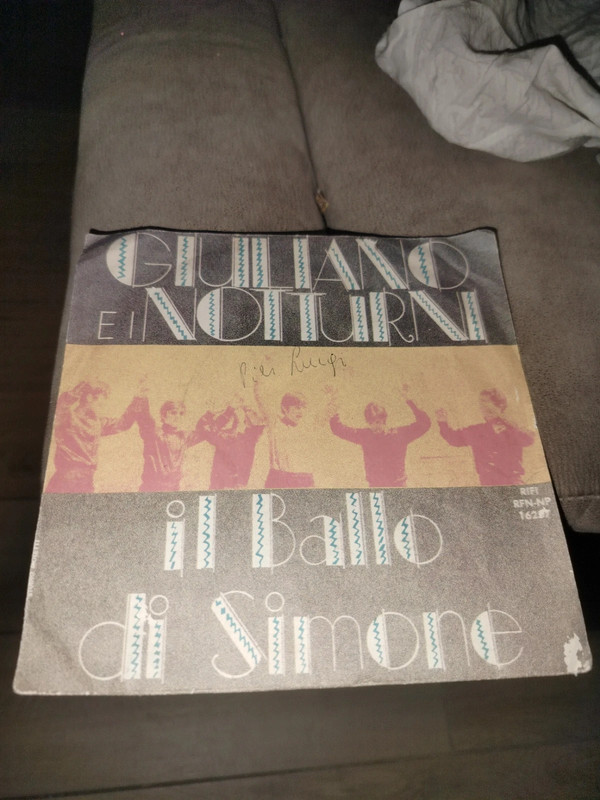 Copertina vinile giuliano e i notturni il ballo di Simone/oggi sono tanto triste