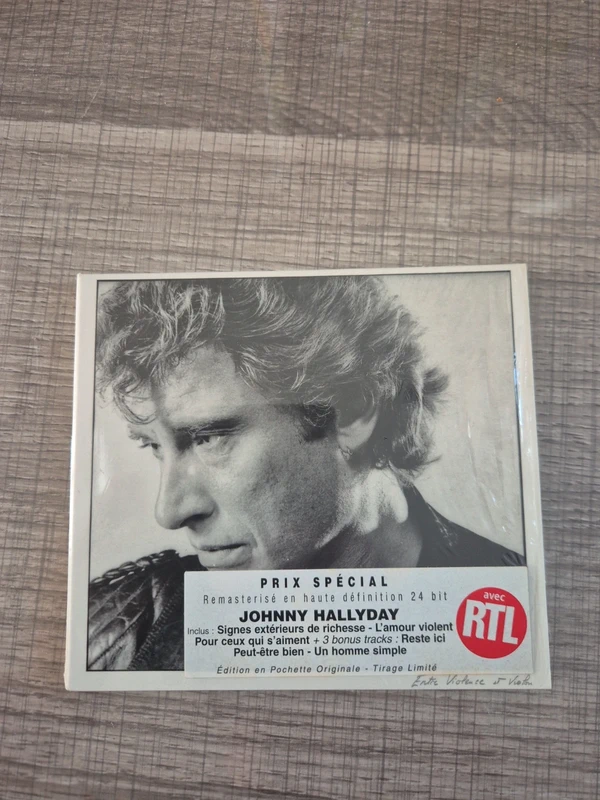 Cd johnny hallyday neuf