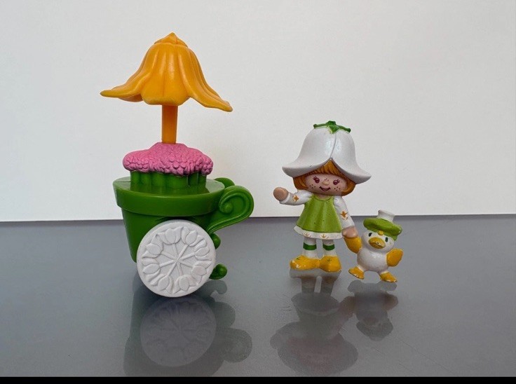 Set statuine torta corta fragola come nuove tulipano e palude carrello fiori lardo 