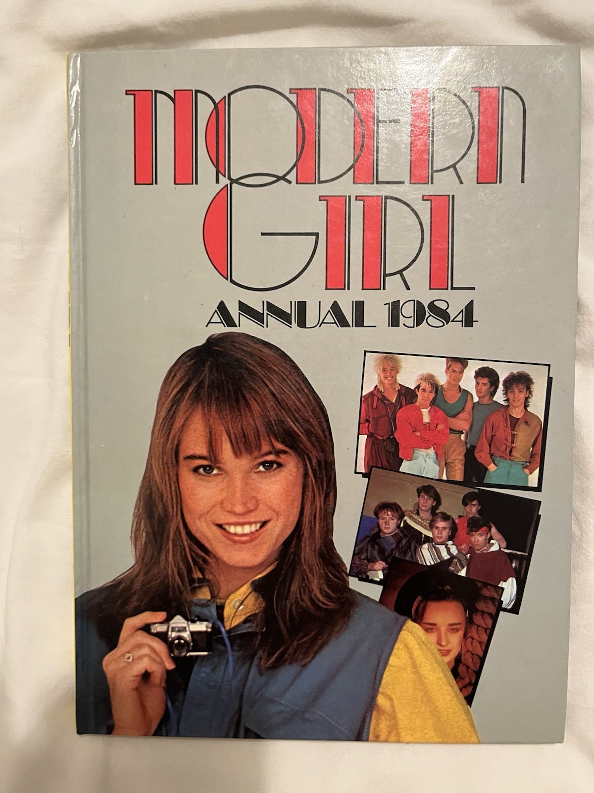 Modern Girl Annual 1984 Unclipped Excellent Condition