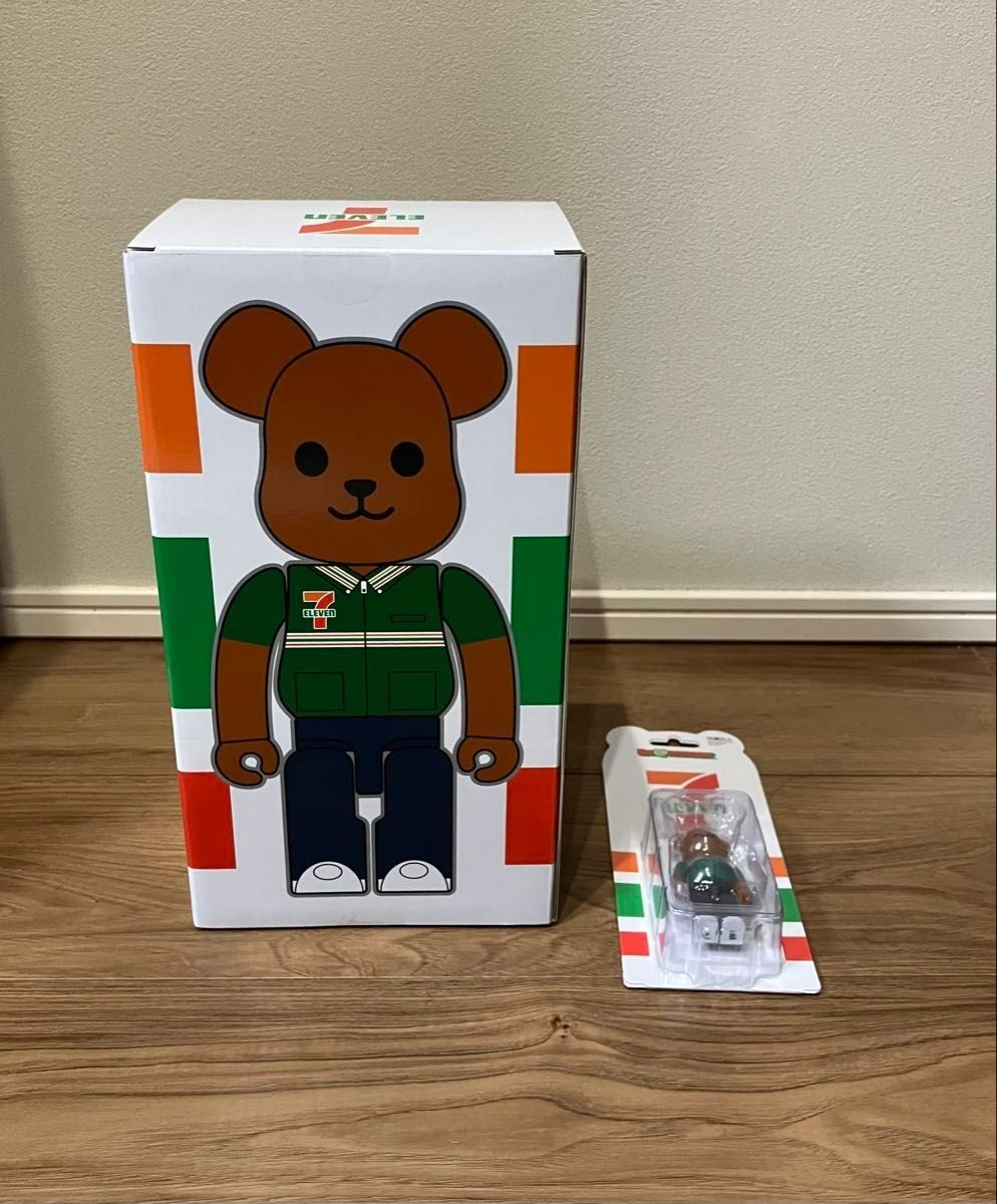 BE@RBRICK Seven-Eleven Collaboration Figure 400% 100% Set Medicom Toy Giappone Nuovo