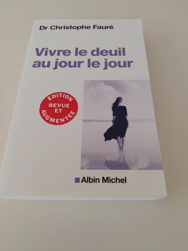 Livre : vivre le deuil au jour le jour