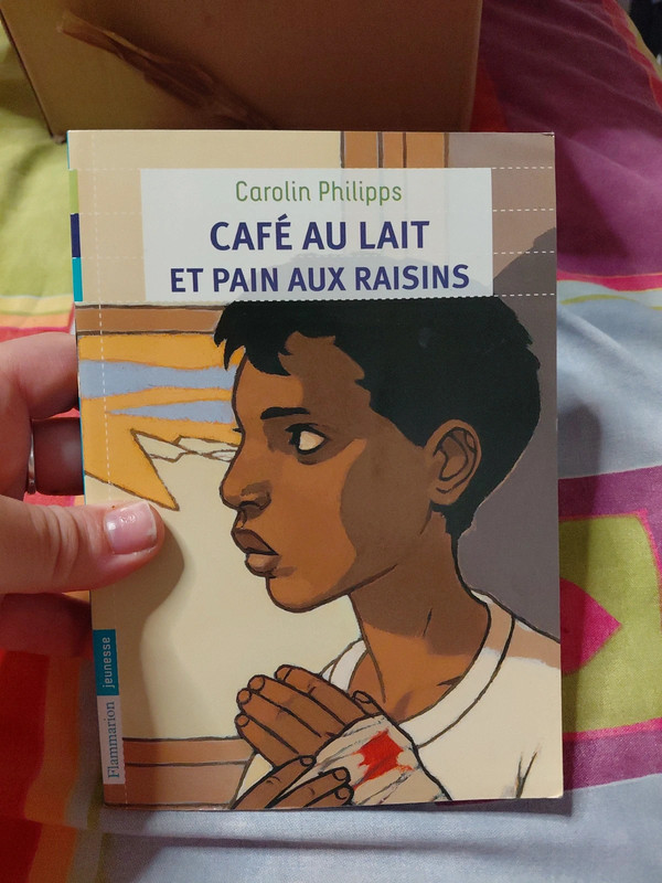 Livre Café au lait et pain aux raisins