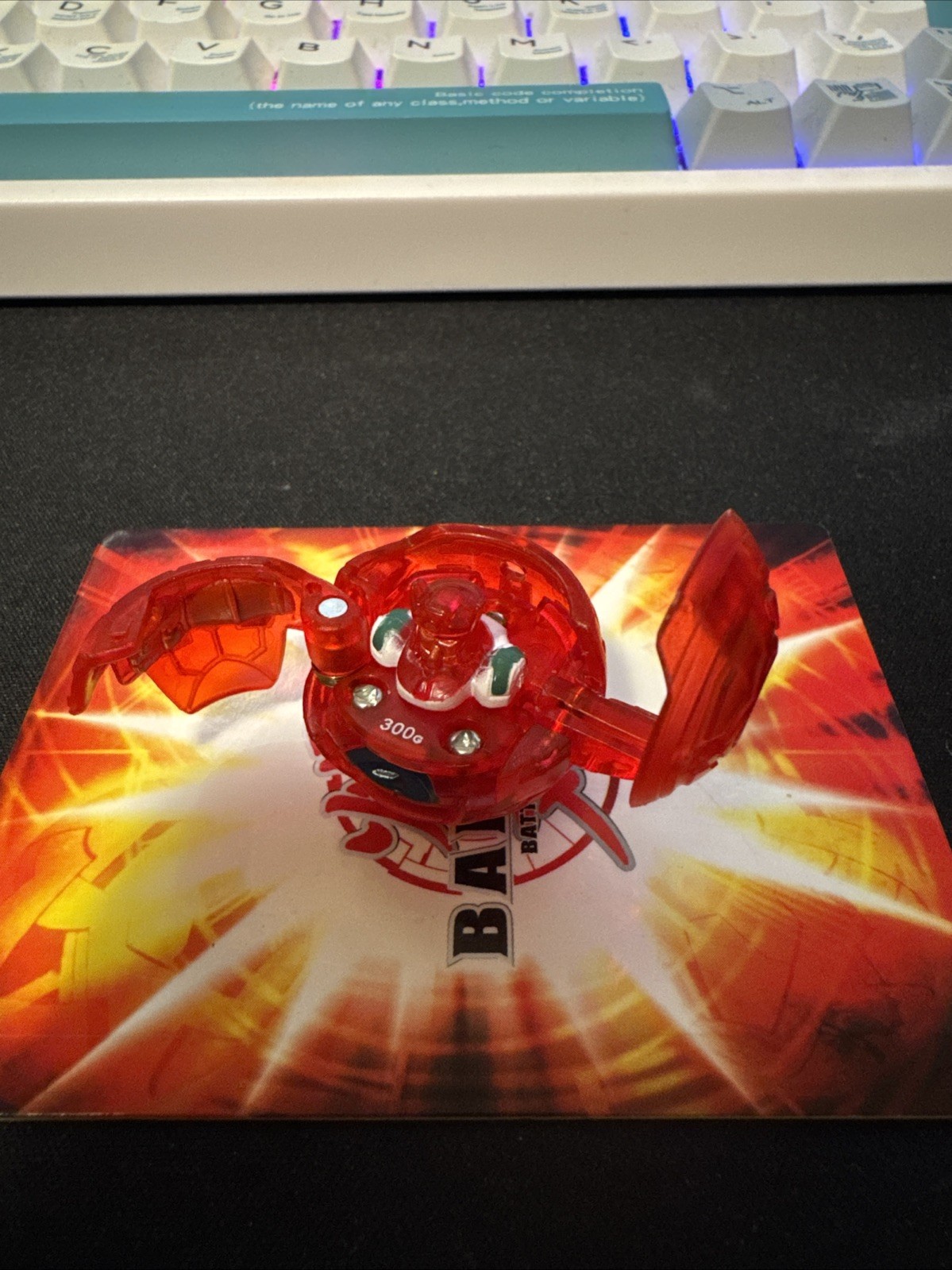 Bakugan Pyrus Gorem traslucido B1