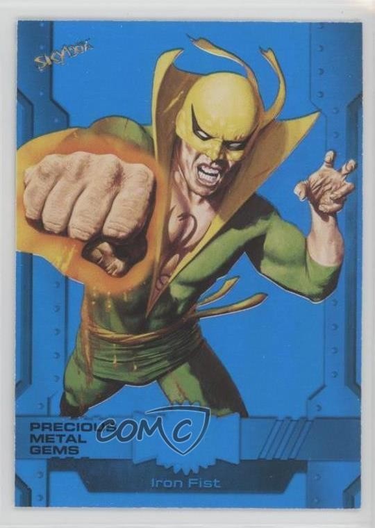 2024 Skybox Marvel Metal Universe Avengers PMG blu/50 pugno di ferro #119 0kr0