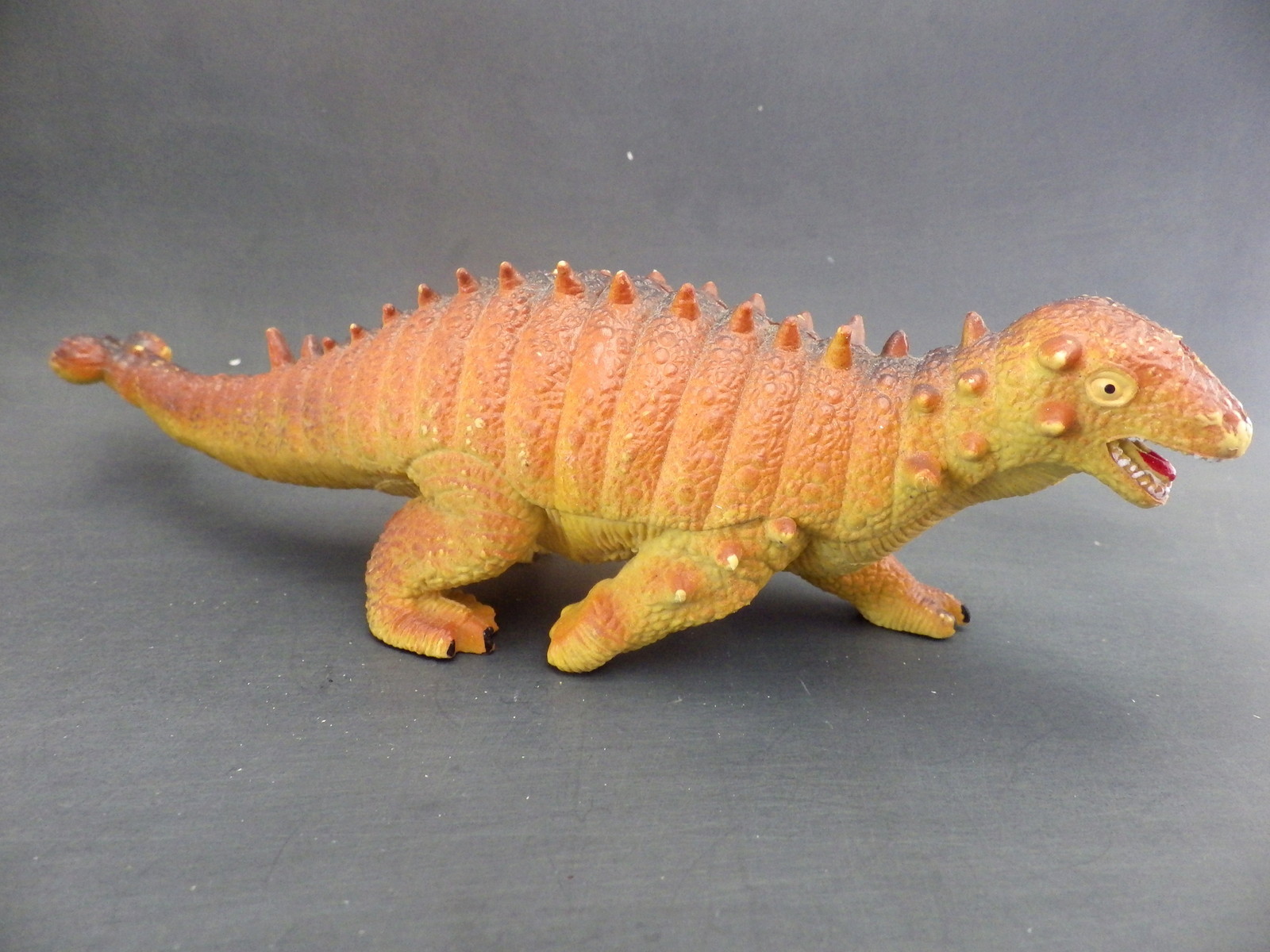 Dinosauro In Plastica Giocattolo 20 Cm Figurina