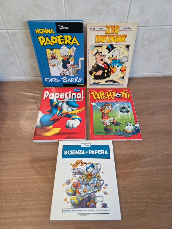 Lotto fumetti disney panini mondadori