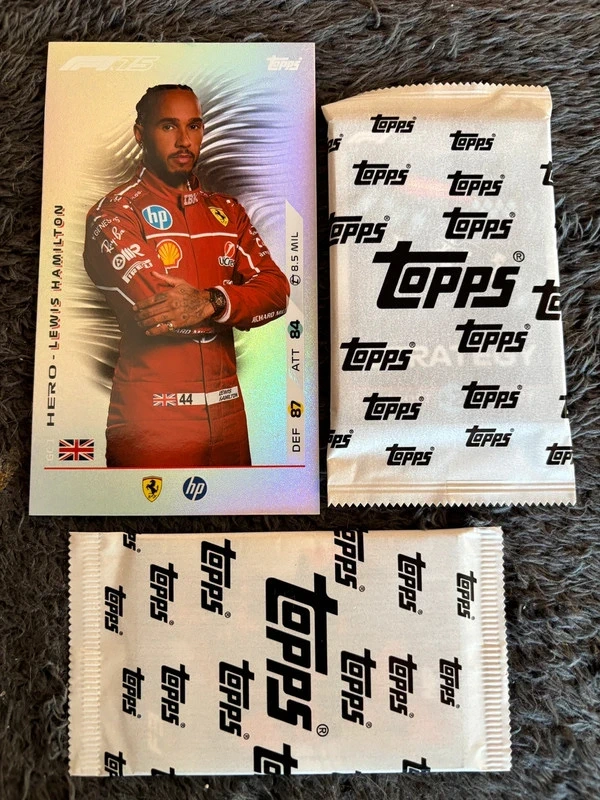 Carte Lewis Hamilton Topps F1 Turbo Attax 2025 + 2 boosters