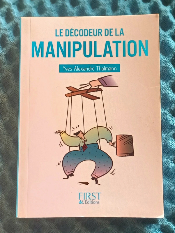 Livre Le décodeur de la manipulation - Tout neuf