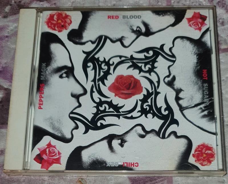 Red hot chili peppers cd