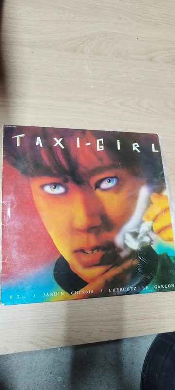 Taxi-Girl Chercher le garçon (maxi 45)