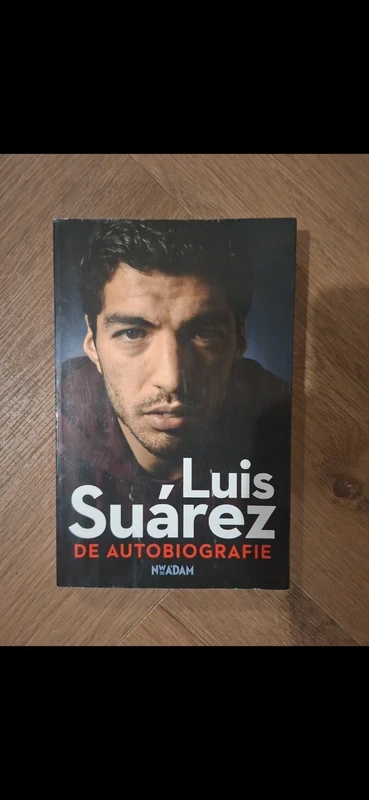 Boek Biografie Luis Suarez