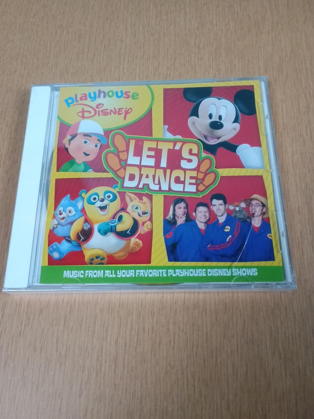 Playhouse Disney Let's Dance CD neuf scellé Mickey Mouse Handy Manny Oso 2010