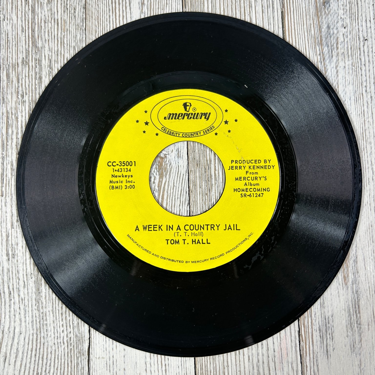 Tom T. Hall - A Week In A Country Jail 7" Record Mercury Country 45 RPM