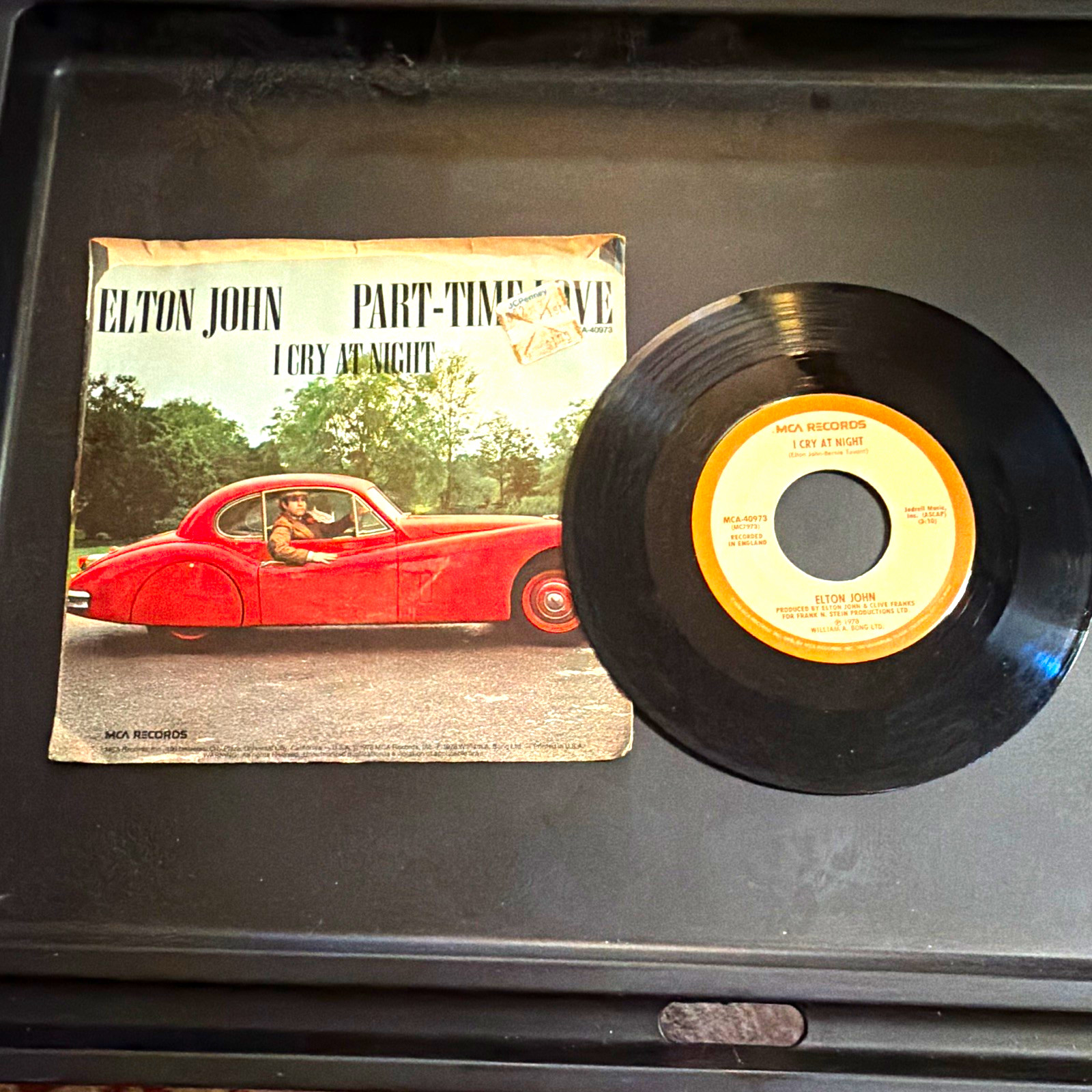 elton john part-time love / i cry at night 7" 45 rpm vinyl single mca-40973