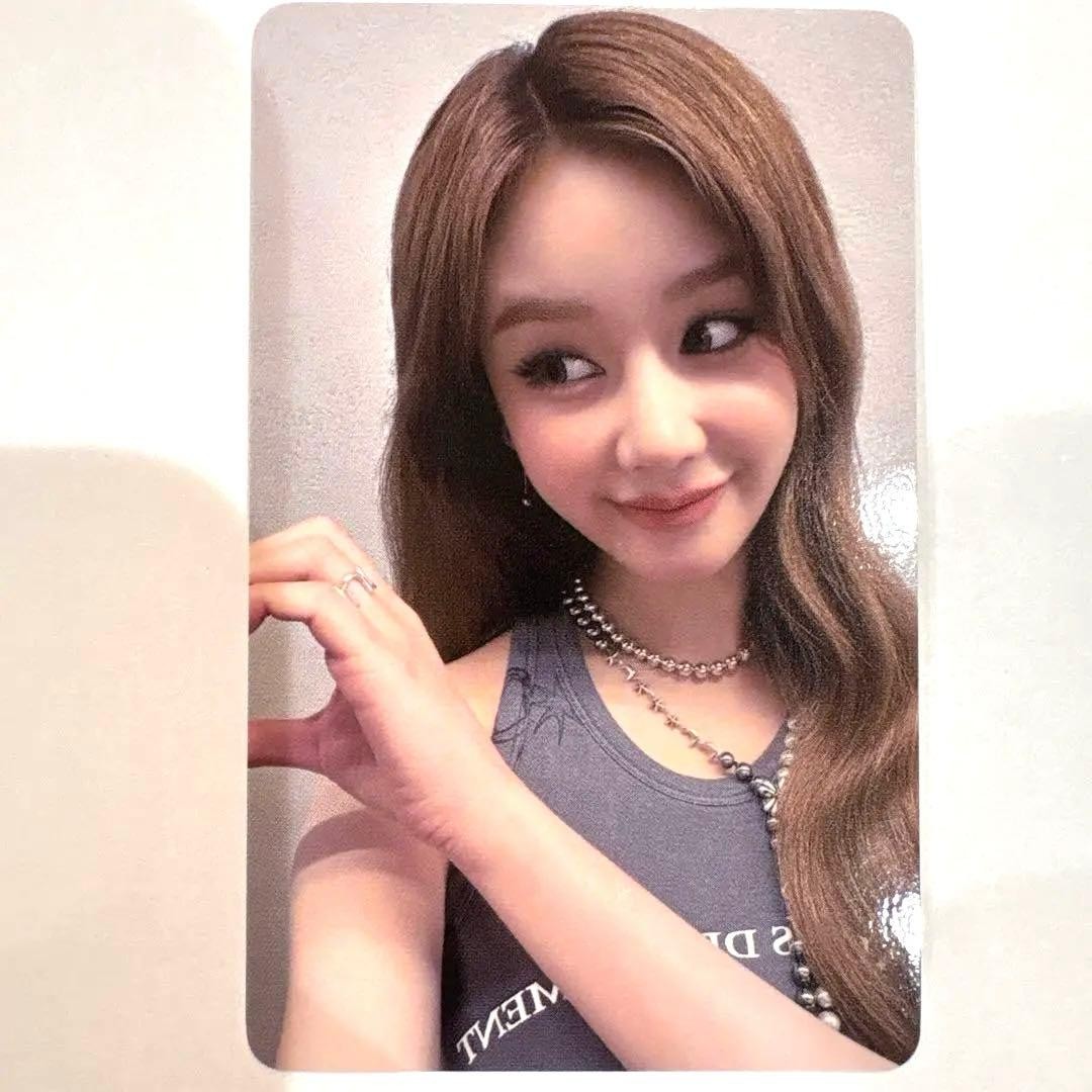 BABYMONSTER CHOOM Waltz Pharita Official Photo Card 6000 Yen Purchase Bonus