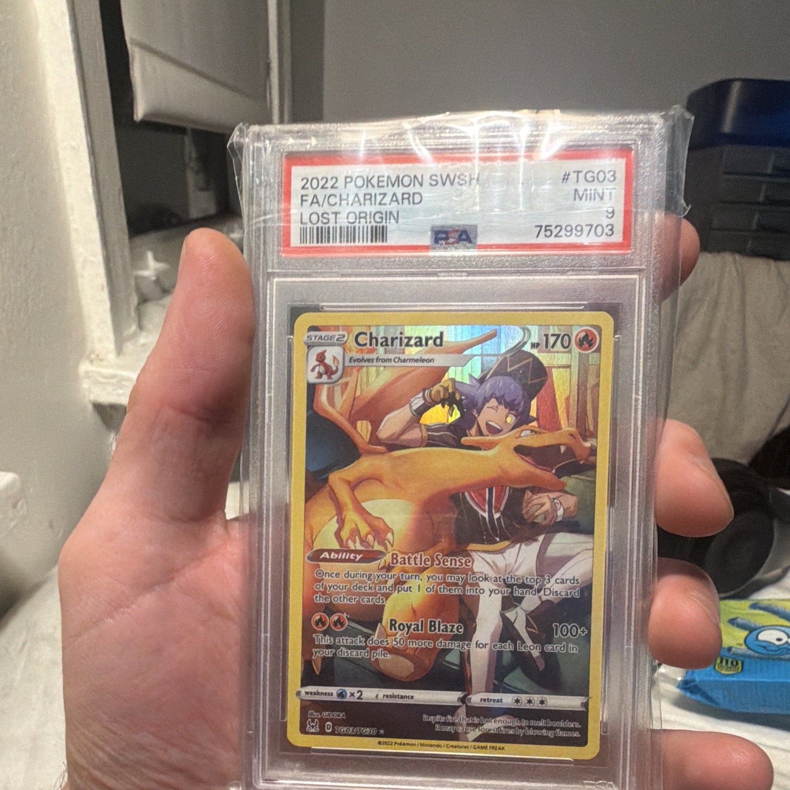 Pokémon TCG Charizard TG03/TG30 Origine Perduta TG Full Art Holo UR EN PSA 9