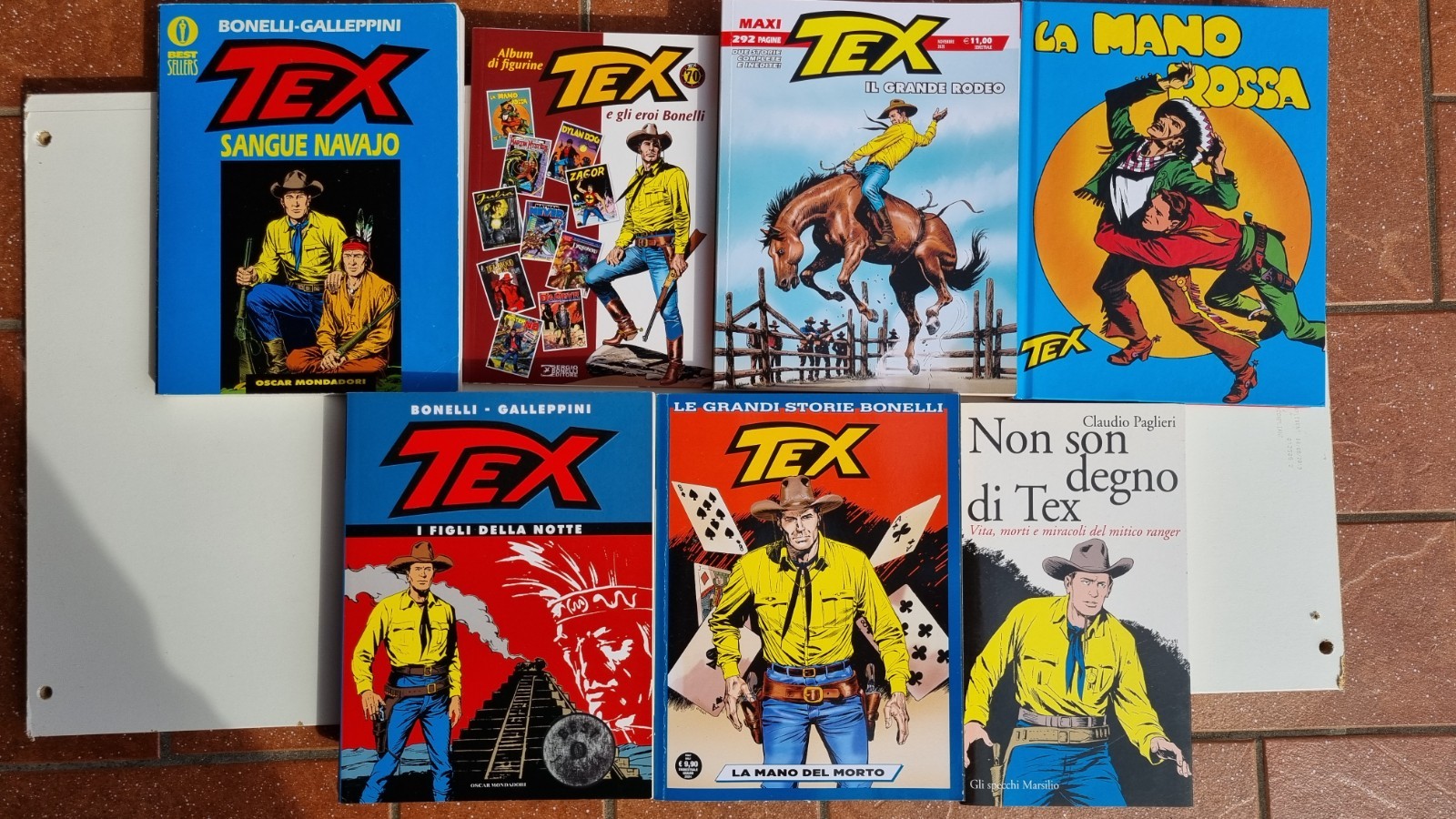 Lotto di 7 pezzi fra fumetti e libri TEX WILLER (vedi descrizione per i titoli)
