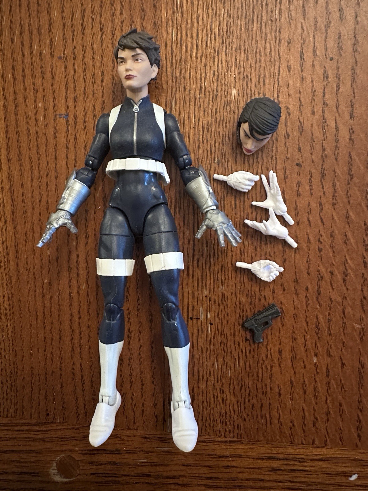 Marvel Legends MARIA HILL/QUAKE SHIELD 6” Action Figure