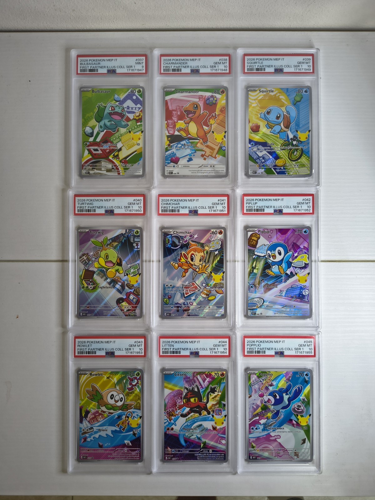 Set Completo Carte Pokémon Primi Compagni Series 1 - PSA 10 / PSA 9