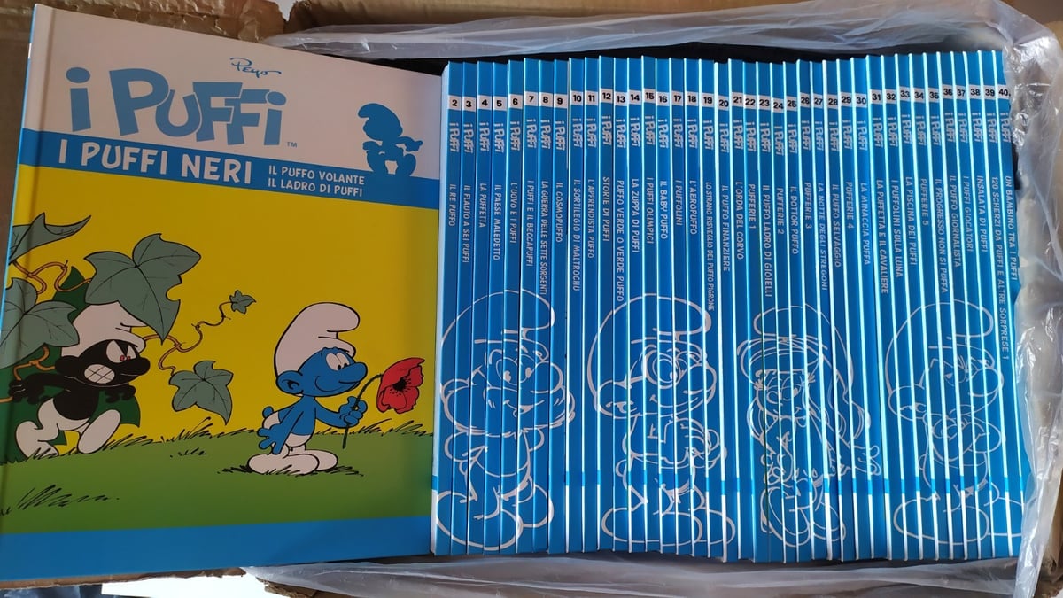 I PUFFI serie completa di 40 libri a fumetti nuovi mai letti Peyo Gazzetta Smurf
