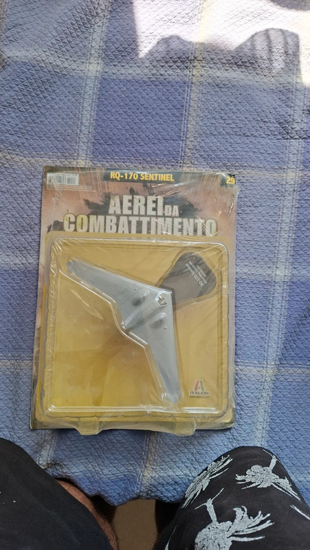 Italeri diecast RQ170 sentinel
