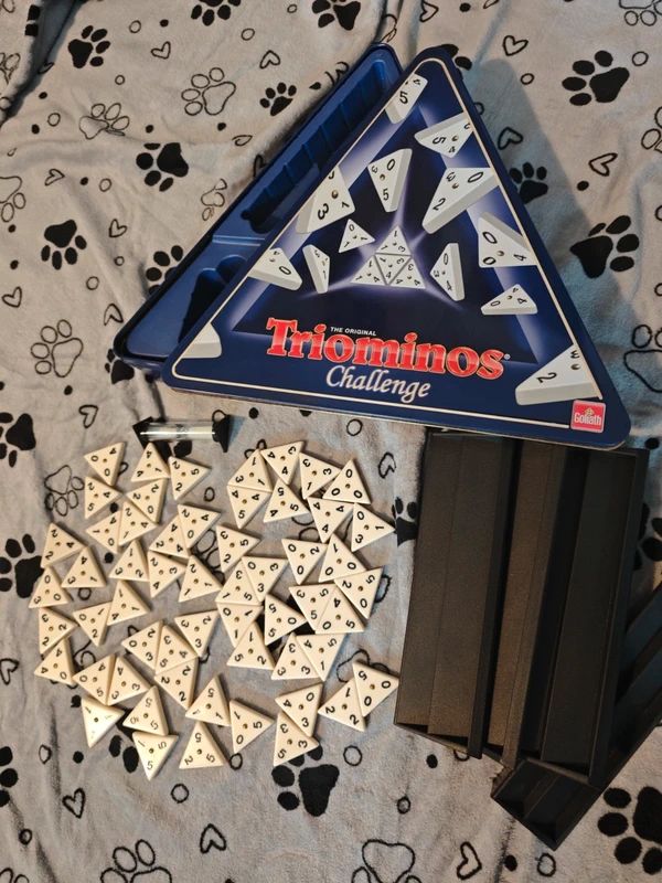 Jeu triominos challenge boîte métal