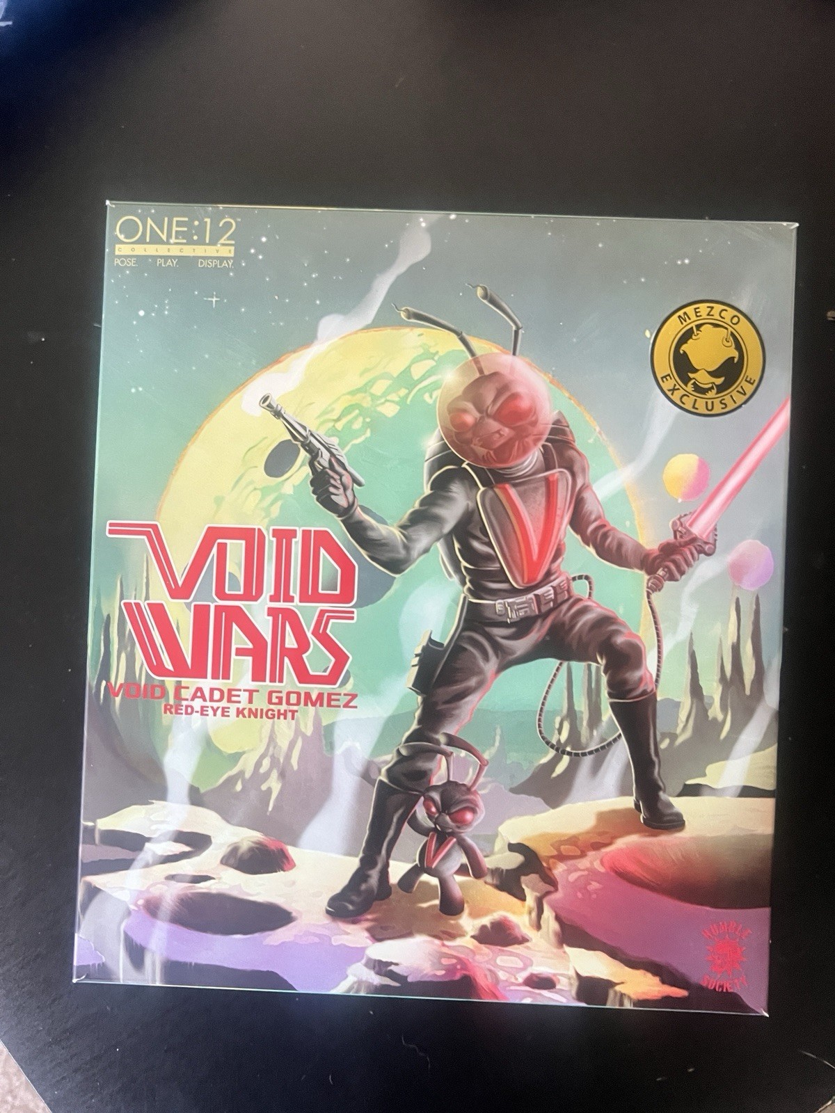 Mezco Toyz One:12 Collective Void Wars Cadet Gomez Red Eye Knight 