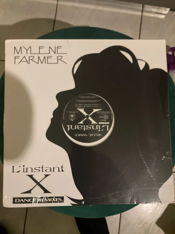 Vinil