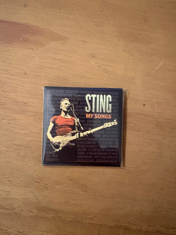 Zuru Mini Brands Vinyl: Sting - Message In A Bottle